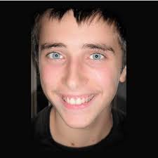 Robin Kieffer's Instagram, Twitter & Facebook