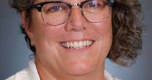 Jill Reinhart's Instagram, Twitter & Facebook