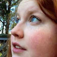 Katie June (@katiedaisy89)