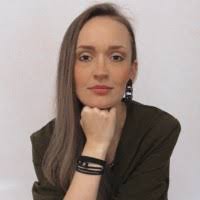 Amanda Dos Santos Email & Phone Number