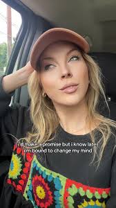 Whwre Did Ella Reveal The Song Was about Glenn Powel