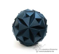 This Is The Gallery Of Lukasheva Ekaterina Paper Art I Adore Modular Origami Technique Kusudamas And Pape Modular Origami Origami Paper Art Geometric Origami