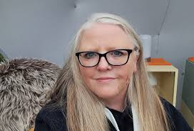 Gardening restrictions after facial skin cancer surgery