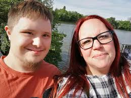 Hej! I don't have a nickname and would really like one. Could y'all help me  out? I live in Sweden, married to Micael Back and we have two kids, Elin  and Ludwig.