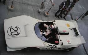 怪鳥 ｒ３８１が羽ばたく 独創は勝利への近道 レースカー 日産 日産自動車