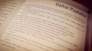 Terdapat tiga sampel penelitian sebagai referensi yang dapat digunakan yaitu: Daftar Pustaka Universitas Raharja