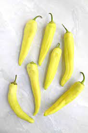 Their yellowish color and shape strongly resemble bananas when they are ripe on the plant, so the name is a reference to this similarity. Banana Peppers All About Them Chili Pepper Madness