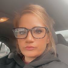 Brittany Kennington's Instagram, Twitter & Facebook