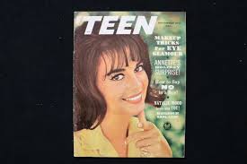 1976 DECEMBER 'TEEN Magazine