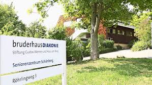 Bei tripadvisor auf platz 1 von 1 hotel in schönberg am kamp mit 4/5 von reisenden bewertet. Seniorenzentrum In Schonberg Heimbewohner Mussen Aus Schonberg Wegziehen Landkreis Esslingen Stuttgarter Zeitung