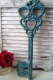 Turquoise Painted Vintage Skeleton Key Wall Hanging Up Cycled Etsy Cottage Chic Wall Decor Turquoise Painting Vintage Skeleton Keys