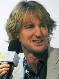 He has had a long association with filmmaker wes anderson. ãƒ•ã‚¡ã‚¤ãƒ« Owen Wilson 2017 Daytona 500 Jpg Wikipedia