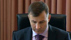 Zbigniew jagiełło złożył rezygnację z funkcji prezesa pko bp, jak również ze składu zarządu banku. Yfbyv89xhntqqm