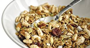 In questo ambito, il mercato dei cereali pronti per la prima colazione ammonta a 66.326 tonnellate per un valore di 387,2 milioni di euro, mentre è di 6.108 tonnellate (+10%) il volume di quello delle barrette a base di cereali, per un valore di circa 90 milioni di euro, in crescita di oltre il 12% sul 2018. Foodexecutive Fra I Cereali Da Colazione L Attenzione E Per I Prodotti Integrali Ricchi Di Fibra E Proteine
