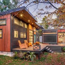 A collection of exterior designs featuring 17 outstanding industrial home exterior designs you'll our showcase of the industrial home design style is coming to an end and what better way to end a. 75 Beautiful Industrial Exterior Home Pictures Ideas July 2021 Houzz