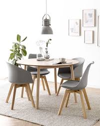 Con base metálica , esta mesa de cristal templado de color negro, es perfecta par a tu salón o comedor y ademas muy. Mesa Redonda 120 Cm De Madera Kenay Home