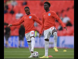 Left · place of birth london · current club: Wie Man Ausspricht Bukayo Saka Howtopronounce Com