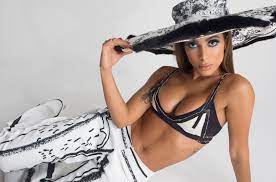 If you change the store language / currency, your shopping basket will be cleared. Anitta To Host Her Own Podcast Exclusive Billboard