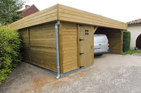 Ook in ruimtelijk kwetsbaar gebied, een oeverzone of 5 m brede strook langs waterlopen mag je niet zomaar een carport plaatsen. Houten Carports Garages En Overkappingen Belgo Garant