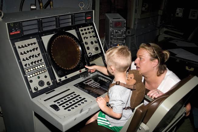 USS Midway: Floating Museum in San Diego Harbor - Warfare History Network
