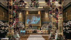 Wedding Reception At Grand Hyatt Hotel Jakarta Decoration By De Sketsa Decoration Organized By Divine Wo Light Wedding Ambiance Hyatt Hotels Grand Hyatt