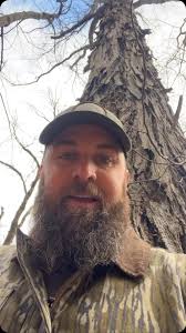 Sadly oak hickory forests are declining and nobody ever plants hickories!  We should all make a point to plant these highly underatted species!  #nativehabitatproject #conservation #shagbark #hickory ...