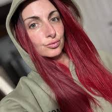 Chris Oetting's Instagram, Twitter & Facebook