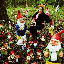 11 0 gnome dwarf garden. 6 Things You Didn T Know About Garden Gnomes Gnome Garden Yard Gnomes Gnomes