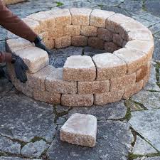 The way the blocks are stacked in this one is an example of an innovative way to make your fire pit and to place your blocks. Diy Projects And Ideas Fire Pit Diy Fire Pit Fire Pit Essentials