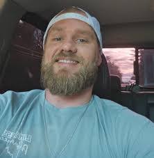 Aaron Merrill's Instagram, Twitter & Facebook