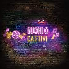 Qui trovate tutte le ultime novità dal mondo del mitico blasco! Buoni O Cattivi Vasco Rossi Curiosita I Fan Ricorderanno Che Nel 2010 Usci In Edicola Un Numero Speciale Di Topolino Come Tr Storia Della Musica Storia Musica