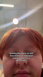 #HENRYVIII #ANNEBOLEYN || happy halloween yall #halloween #trickortreat  #henryviiicostume #anneboleyncostume #thetudors #thetudorscostume #sixwives  #catherineofaragon #janeseymour #anneofcleves ...