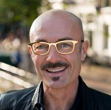 LOVE! As Noun, Verb & Imperative