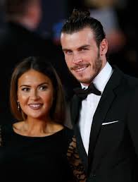 Emma rhys jones (gareth bale). Gareth Bale S Fiancee Emma Rhys Jones Wept As She Met Fraudster Dad For First Time In Six Years As He Was Freed From Us Jail