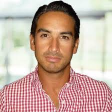 Sean Solis's Instagram, Twitter & Facebook