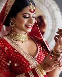 The Crimson Bride Real Weddings Editorial Bridal Makeup Style Indian Wedding Bridal Hair And Makeup
