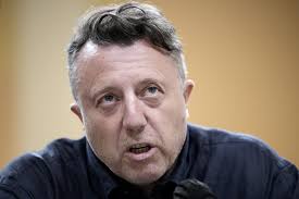 Jan. 6 Panel Investigates Trump Associates' Ties to Oath Keepers