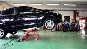 Hebebühne kfz garagen werkzeug organisation werkzeugbau kfz werkzeug autowerkstatt werkzeug tools innovative ideen fahrzeugtechnik werkstatt werkzeuge. Eine Hebebuhne Fur Den Privaten Gebrauch