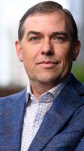 Amazon Aposta Alto em Pequenos Reatores Nucleares; Entenda