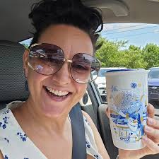 I got a new car today!!!! Welcome to the Hudson Valley, Dessler! (named  because she's a '24.... IYKYK) This morning I toasted her with coffee,  tonight a little bubbly to celebrate. Thank