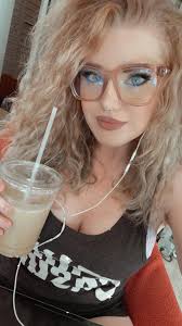 Cosplayers attending Galaxy 16 days away, say hi