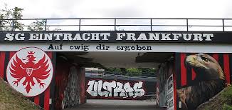 60,00 € schlüsselanhänger 80er logo. Graffiti Am Waldstadion Beves Welt