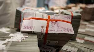 İş adamı şarık tara'nın oğludur ve enka şirketler grubu'nun yönetim kurulu başkanıdır. Ogsqidhsnz1whm