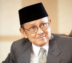 Biografi Dan Profil Lengkap Bj Habibie Presiden Ketiga Republik Indonesia Info Biografi