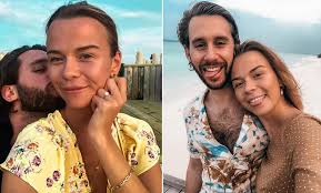 Jag blev blockad från tinder. Margaux Dietz Har Friat Till Sin Jacob Blev Inte Sa Traditionellt Metro Mode