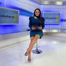 La periodista y presentadora guatemalteca vivian vásquez ha fallecido en un trágico accidente automovilístico ocurrido a las afueras de chimaltenango. F9ptgsdrcccsgm