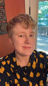 Introduction of a transmasc college student