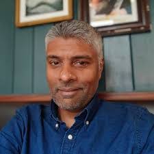 Angela Cottrell's Instagram, Twitter & Facebook