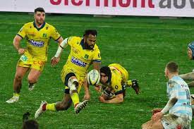 Clermont, qui menait 28 à 9 à la 26e minute, a hypothéqué ses chances de qualification pour les quarts de finale de coupe d'europe en s'inclinant à domicile face aux irlandais. La Coupe D Europe Suspendue L Asm Clermont Ira A Bordeaux Samedi Et Pas Au Munster Clermont Ferrand 63000