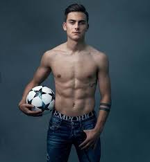 Nazife Adli Kullanicinin Deportes Panosundaki Pin Futbolcular Kol Bandi Dovmesi Kol Bandi Dovme